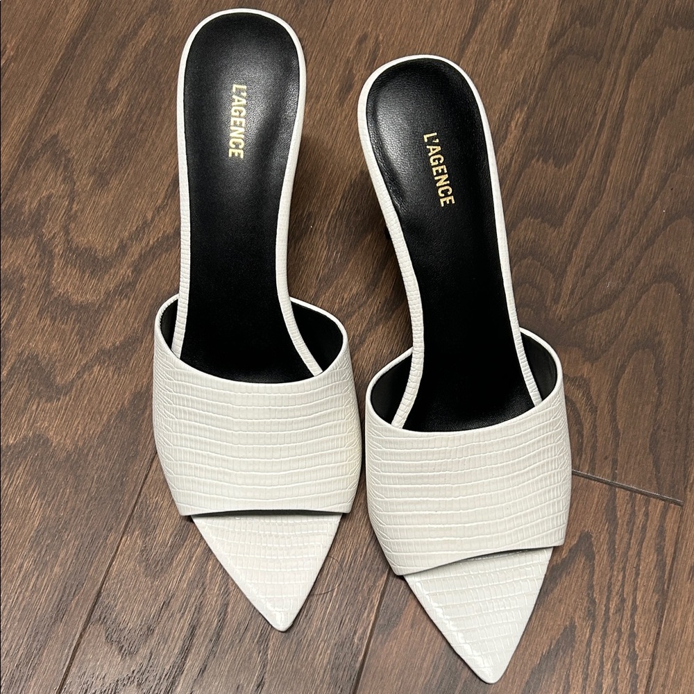 L'AGENCE Cream Textured Mules